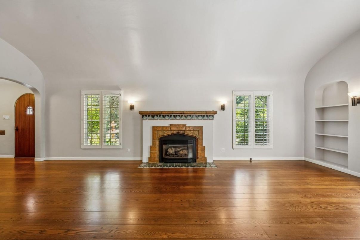 Empty room, Fireplace, Interior, Wood Texture Flooring