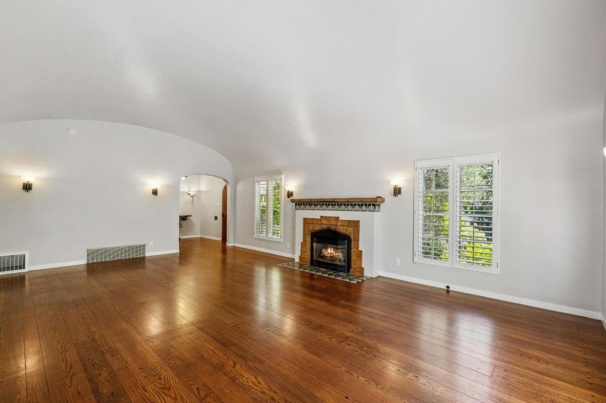 Empty room, Fireplace, Interior, Wood Texture Flooring