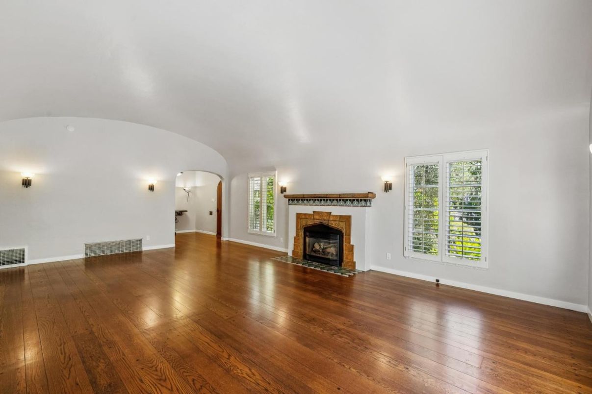 Empty room, Fireplace, Interior, Wood Texture Flooring