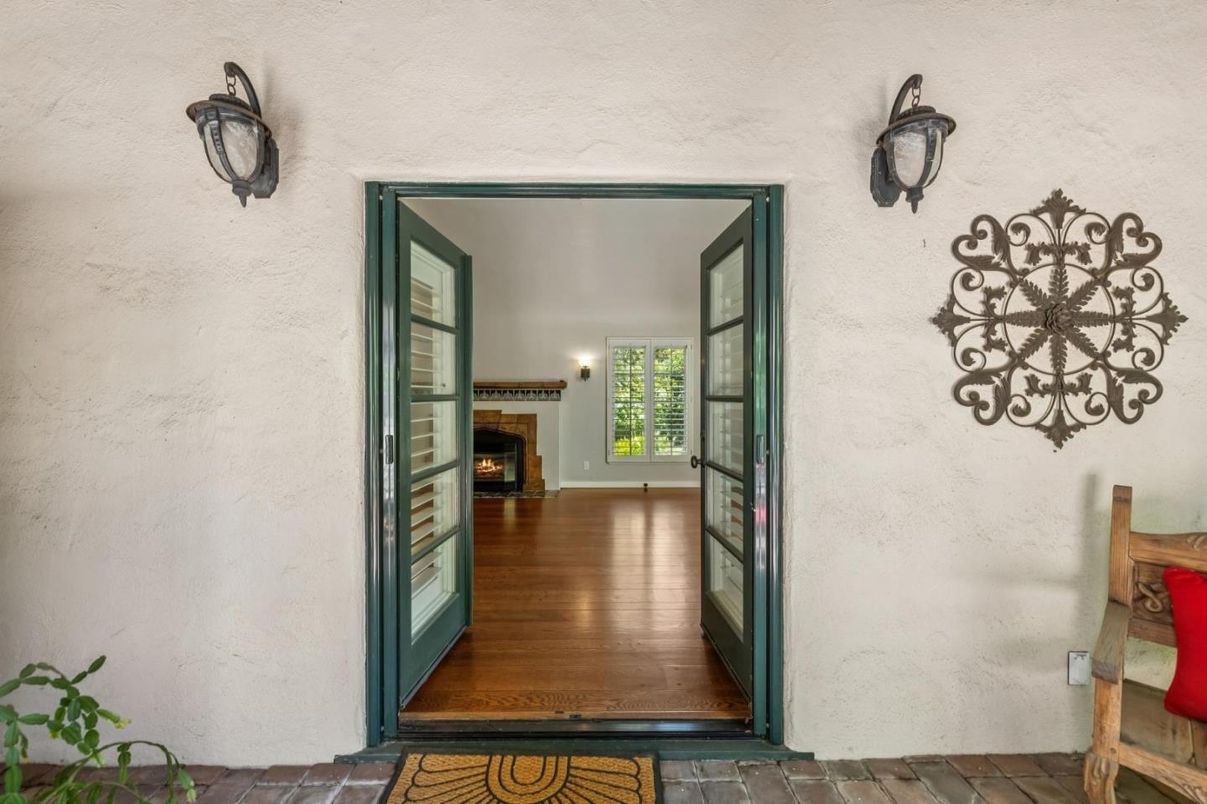 Fireplace, Interior, Wood Texture Flooring