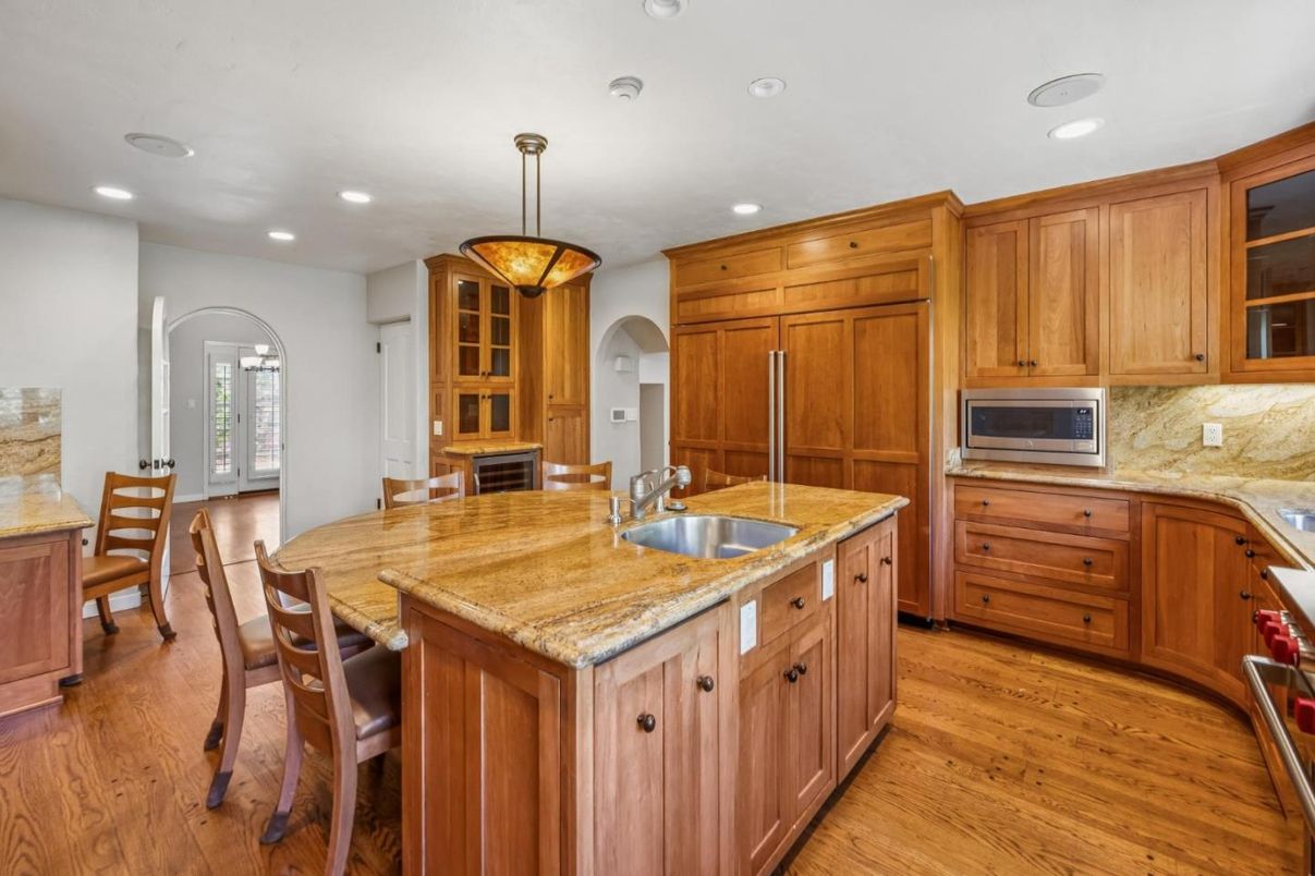 Interior, Kitchen, Pendant Lights, Recessed Lighting, Wood Texture Flooring