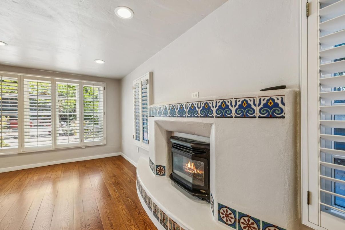 Fireplace, Interior, Recessed Lighting, Wood Texture Flooring