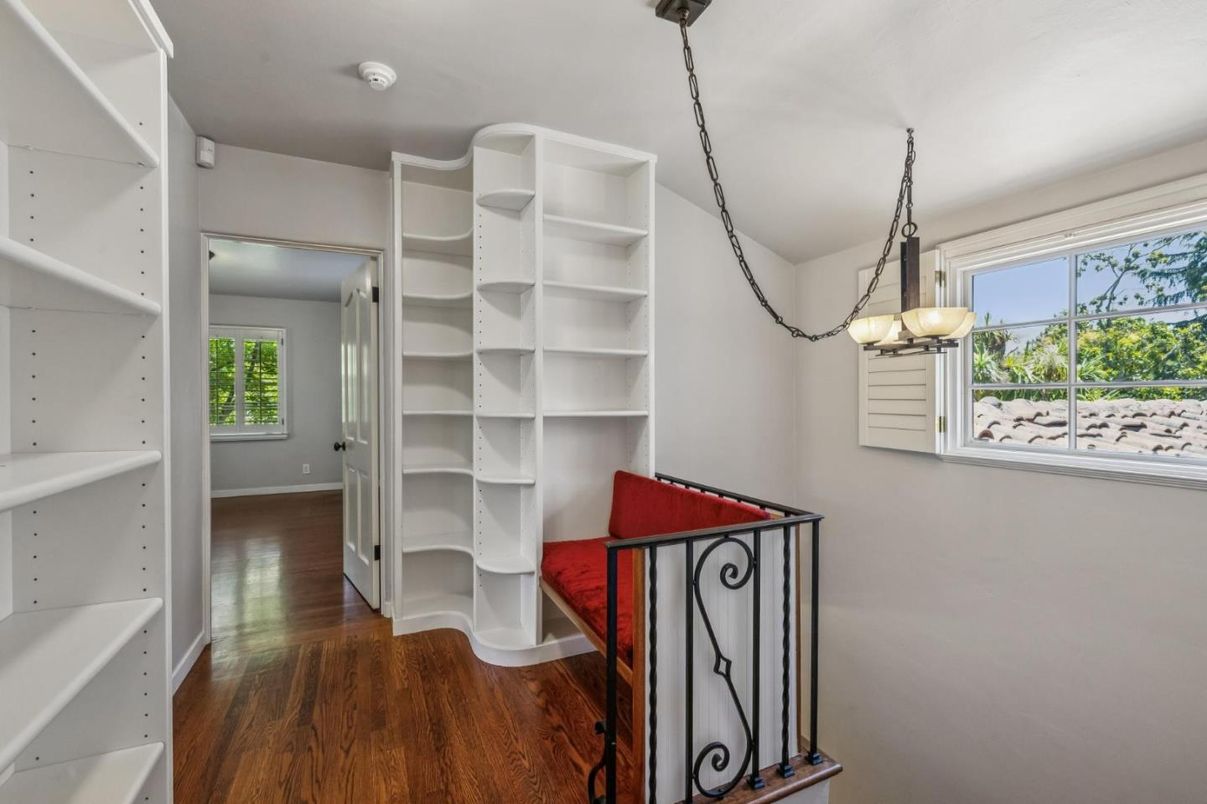 Chandelier, Interior, Pendant Lights, Walk-in Closets, Wood Texture Flooring