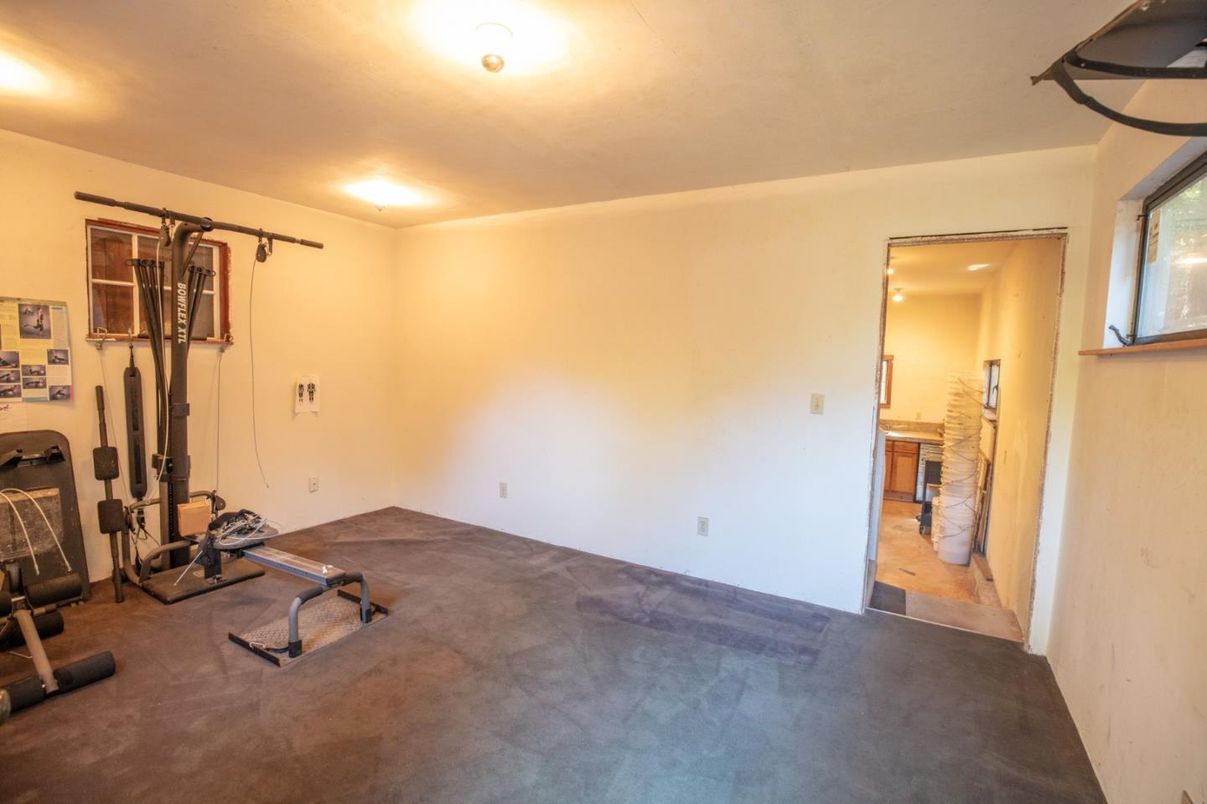Fitness Equipment, Interior, Recessed Lighting
