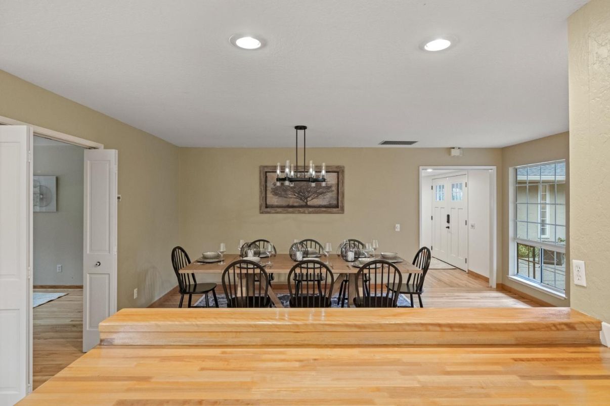Dining room, Interior, Recessed Lighting, Wood Texture Flooring