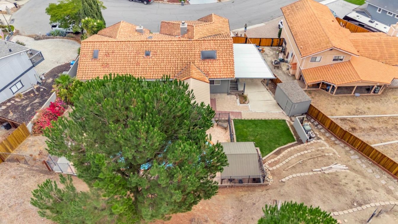 Exterior, Drone