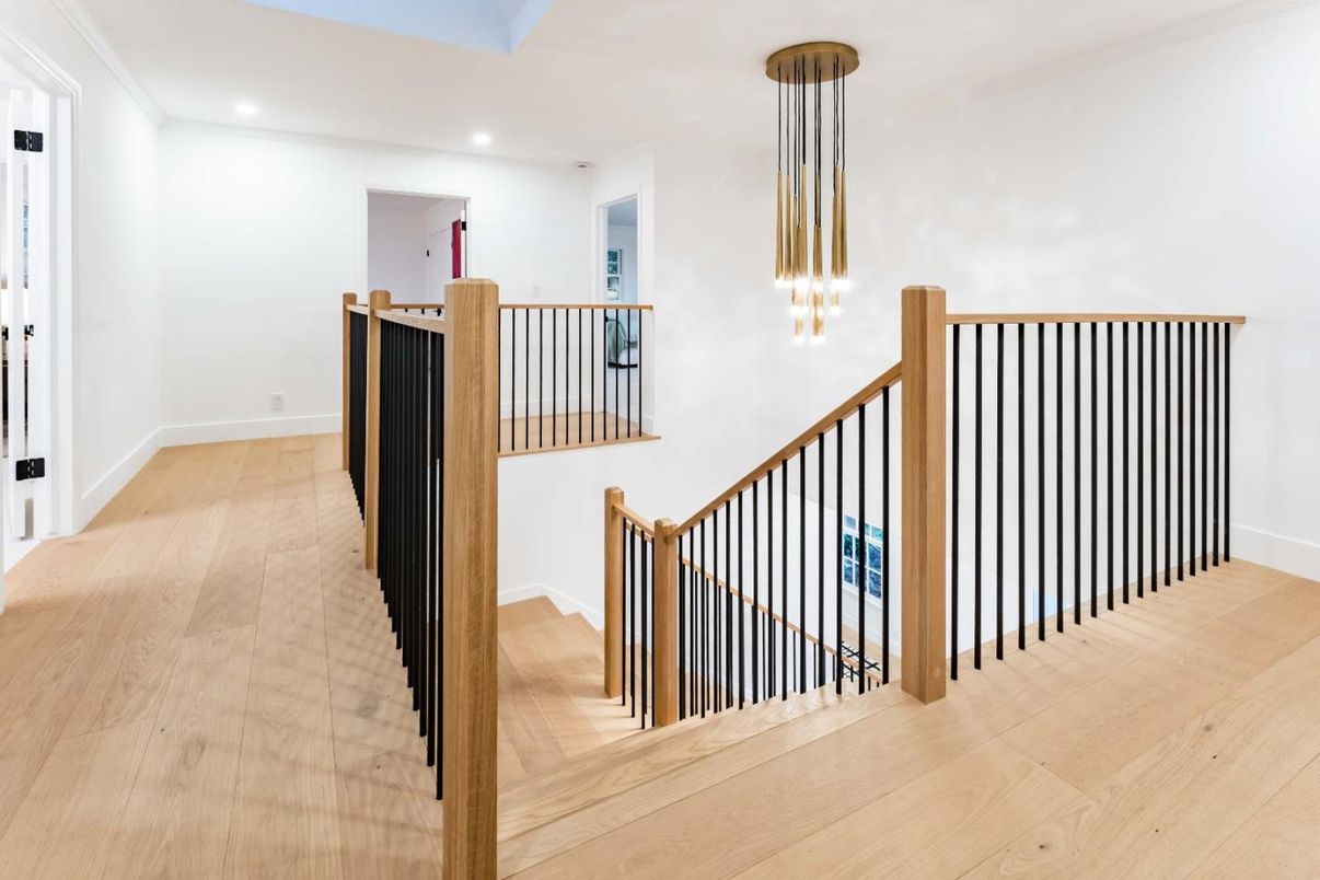 Interior, Pendant Lights, Recessed Lighting, Wood Texture Flooring