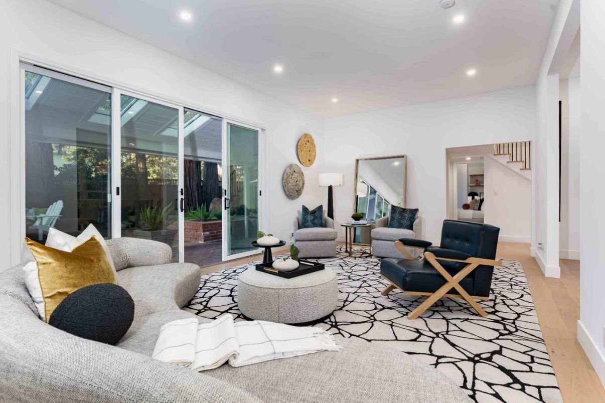 Interior, Living room, Recessed Lighting, Wood Texture Flooring