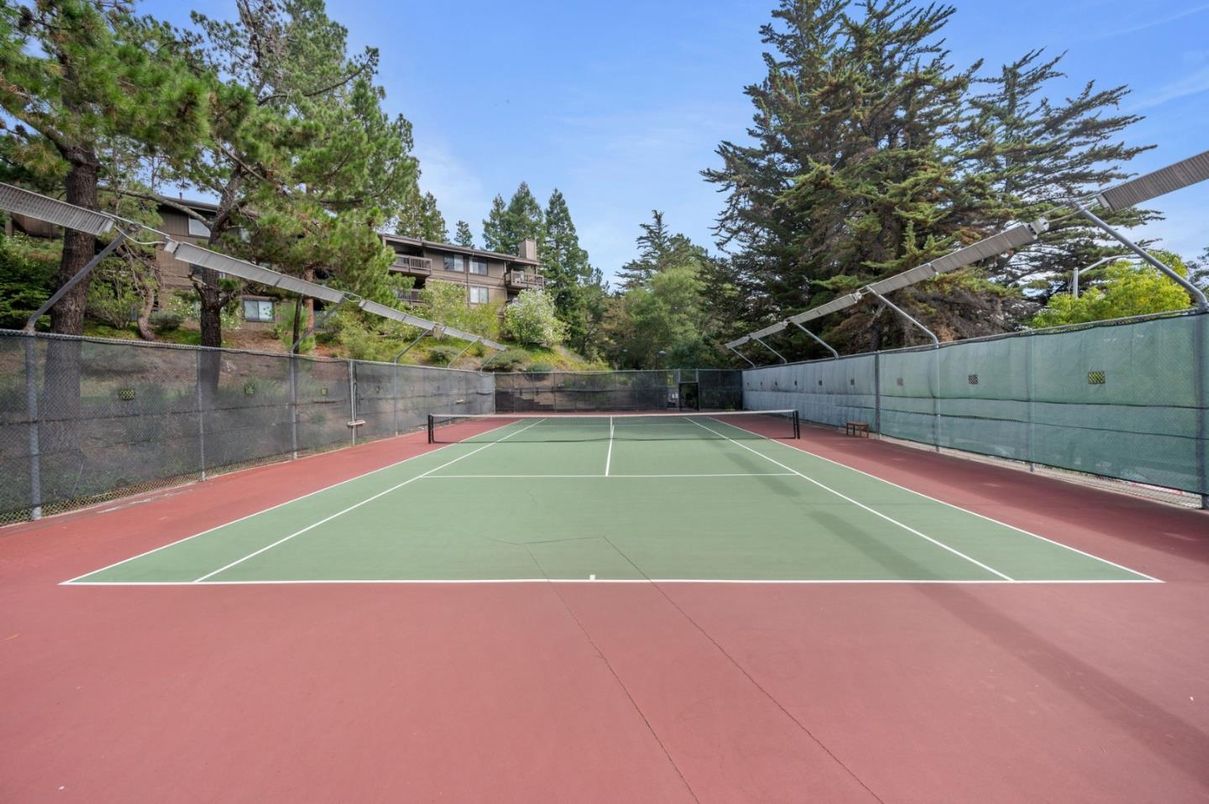 Exterior, Tennis Courts