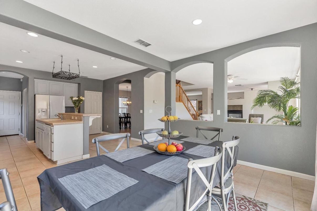 Dining room, Interior, Kitchen, Pendant Lights, Recessed Lighting