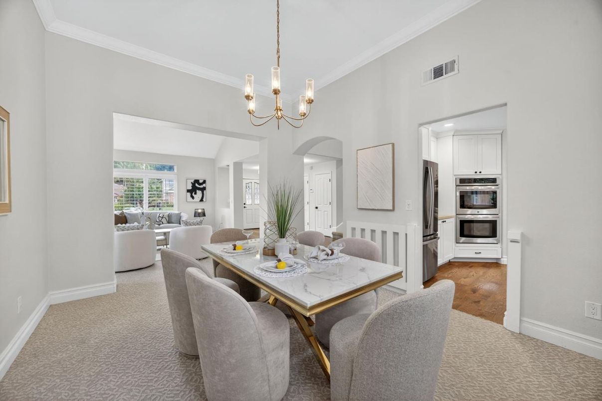 Chandelier, Dining room, Interior, Kitchen, Living room, Recessed Lighting, Stainless Steel Appliances, Wood Texture Flooring