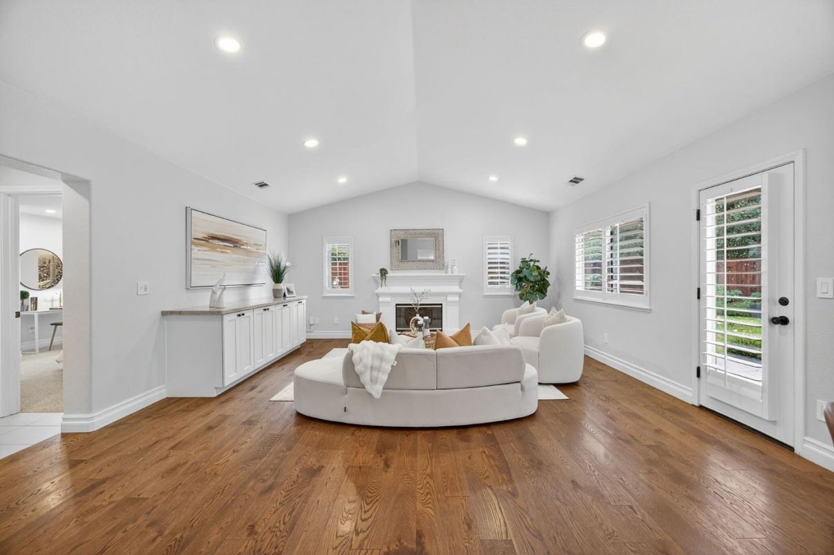 Fireplace, Interior, Living room, Recessed Lighting, Wood Texture Flooring