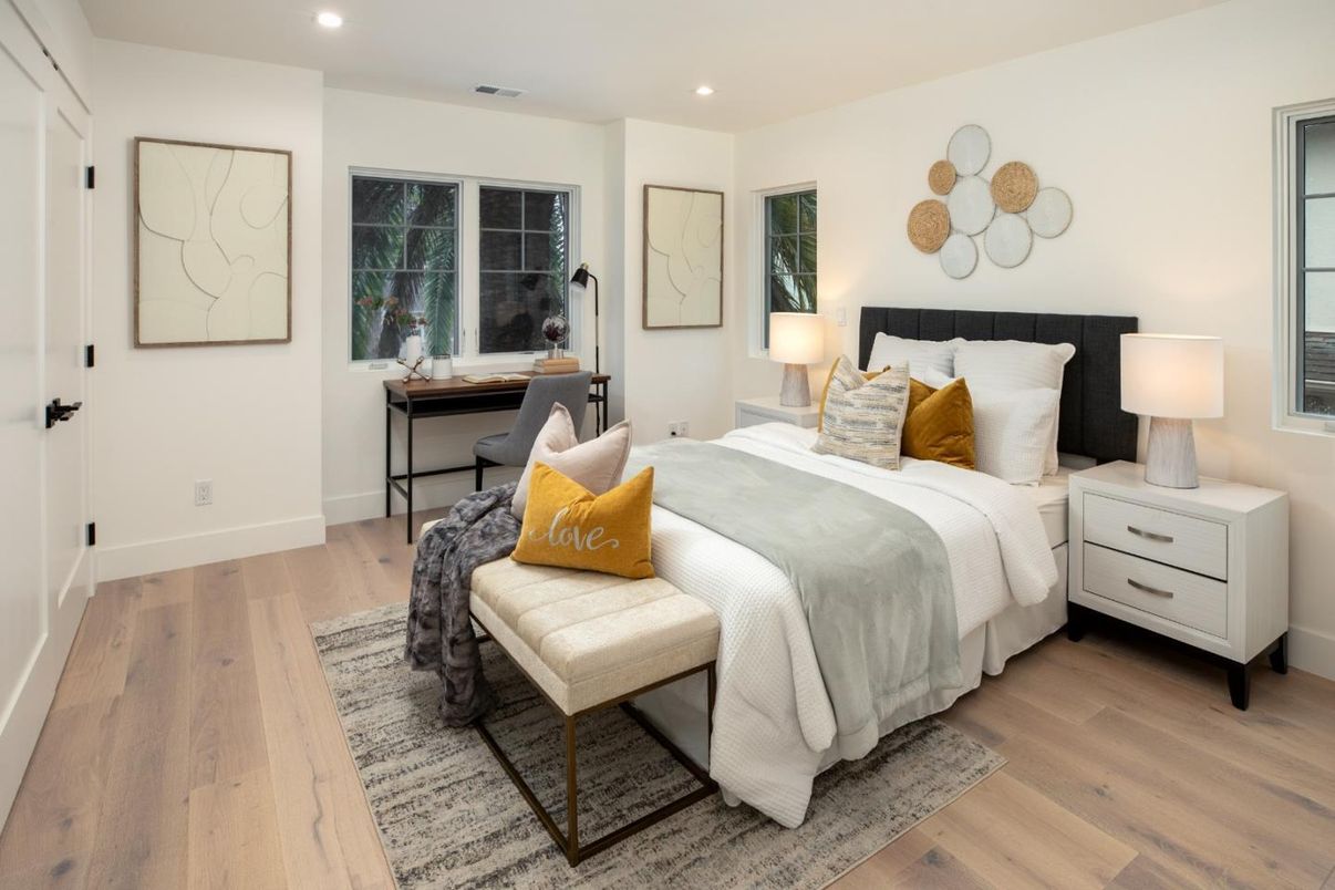 Bedroom, Interior, Recessed Lighting, Wood Texture Flooring