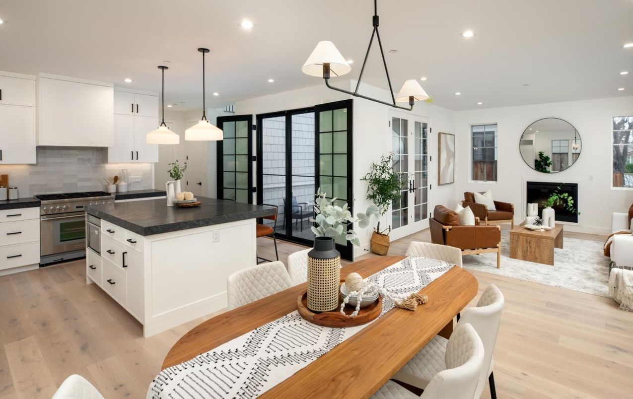 Dining room, Interior, Kitchen, Living room, Pendant Lights, Recessed Lighting, Stainless Steel Appliances, Wood Texture Flooring