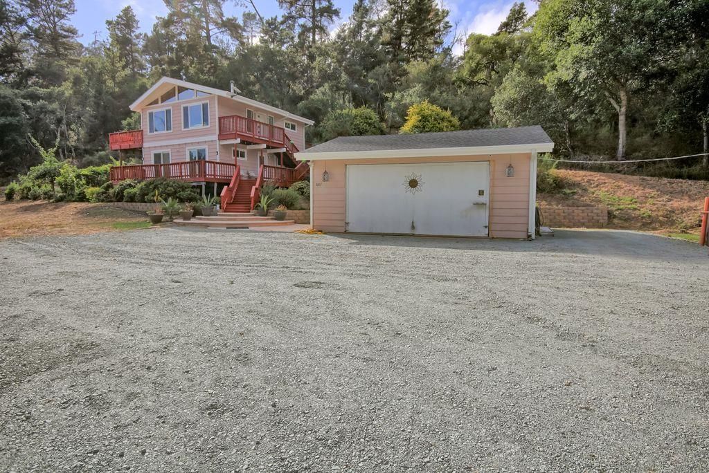 Backyard, Detached Garage, Exterior