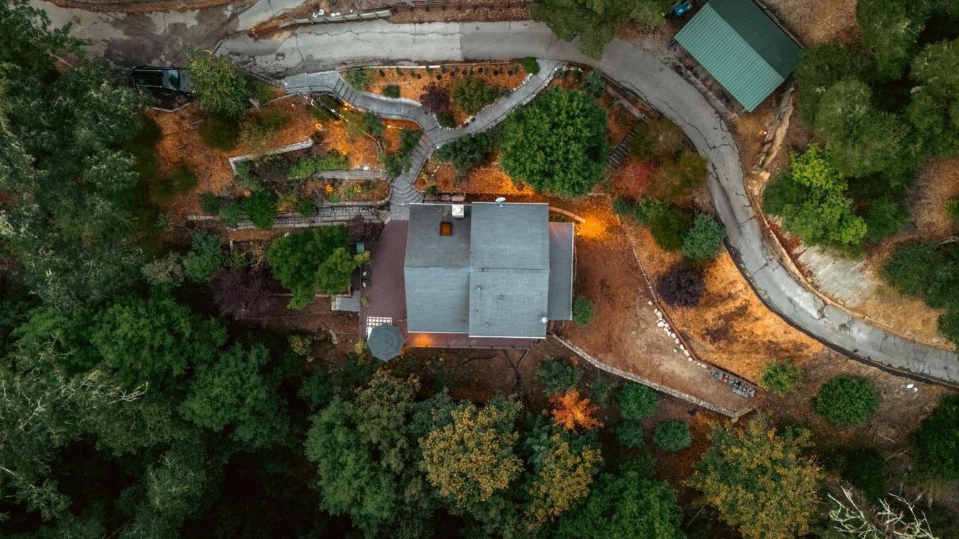 Exterior, Drone