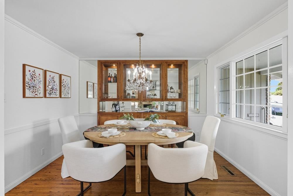 Chandelier, Dining room, Interior, Wood Texture Flooring