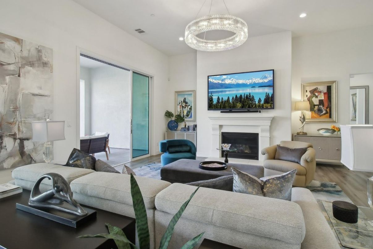 Fireplace, Interior, Living room, Pendant Lights, Recessed Lighting, Wood Texture Flooring