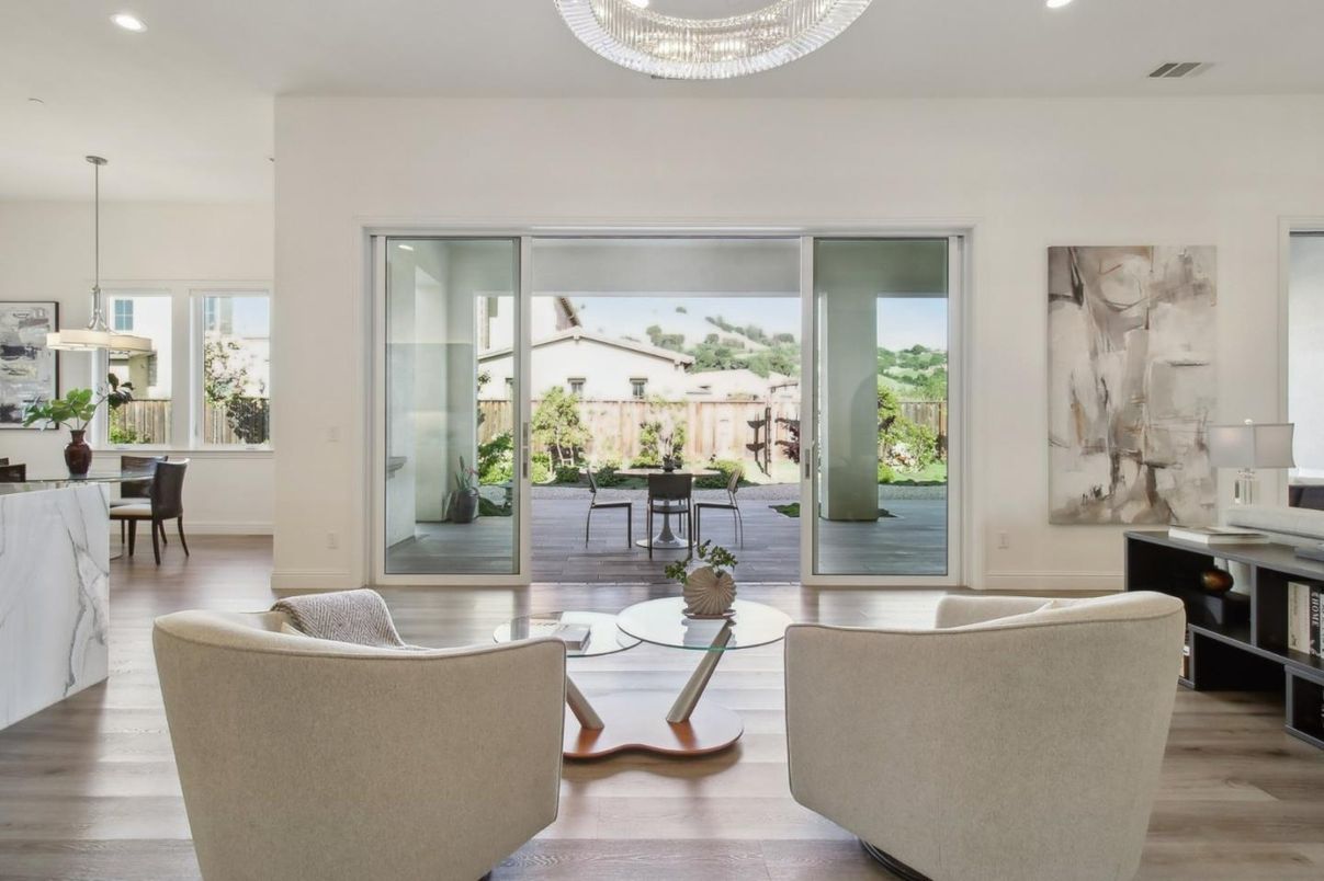 Interior, Living room, Pendant Lights, Recessed Lighting, Wood Texture Flooring