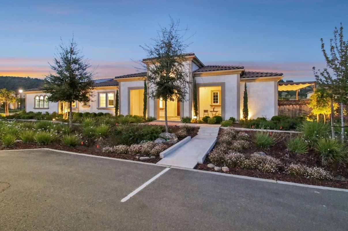 Backyard, Exterior, Facade, Mediterranean