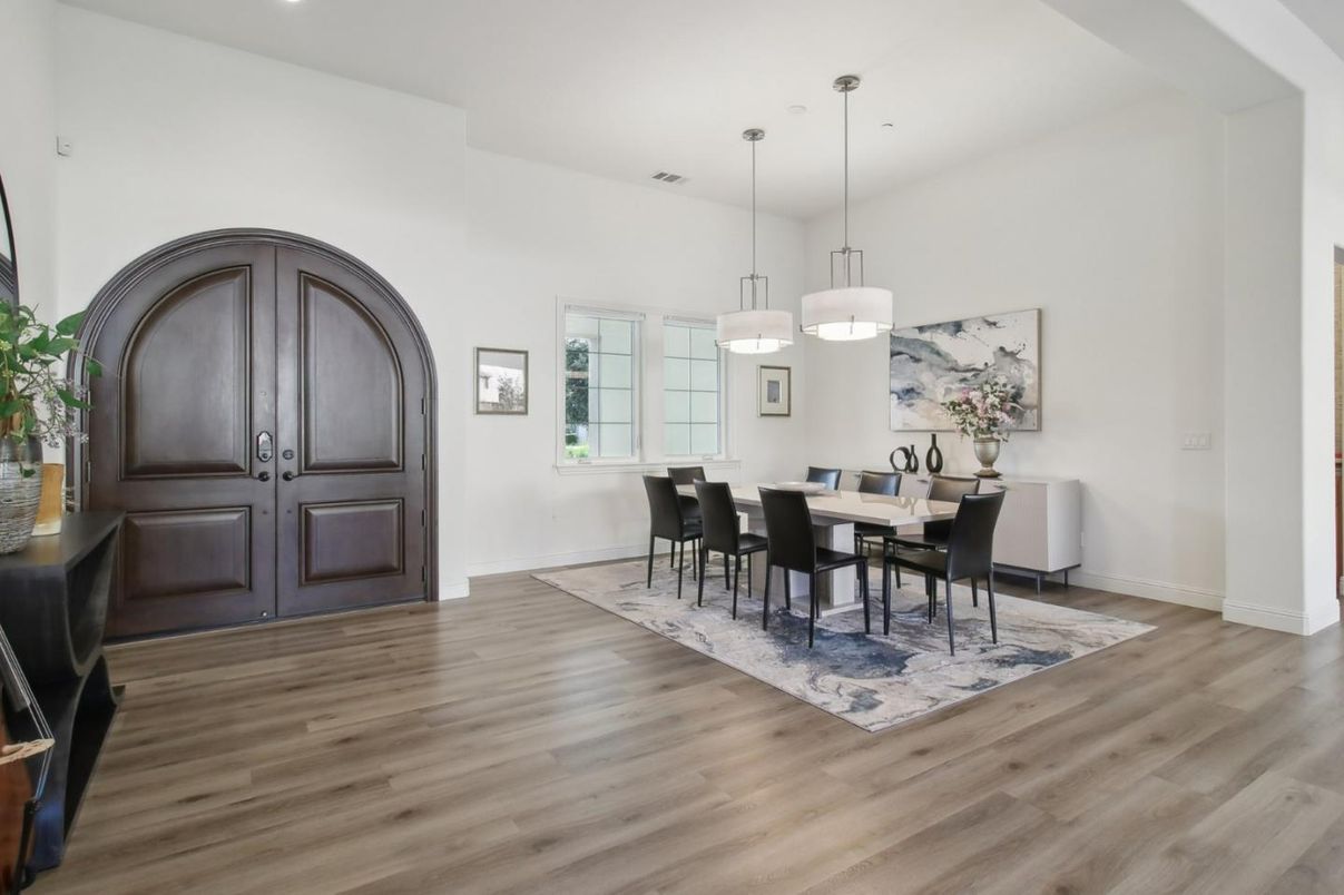 Dining room, Interior, Pendant Lights, Recessed Lighting, Wood Texture Flooring