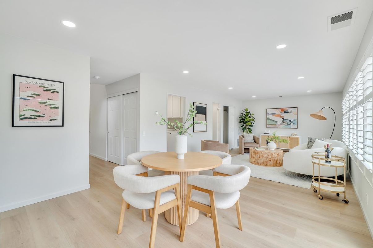 Dining room, Interior, Living room, Recessed Lighting, Wood Texture Flooring