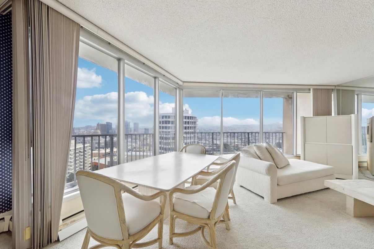 Dining room, Interior