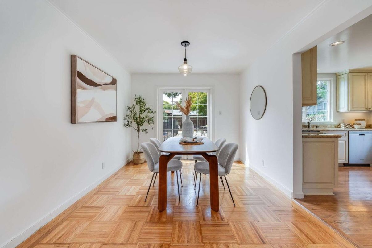 Dining room, Interior, Kitchen, Pendant Lights, Wood Texture Flooring