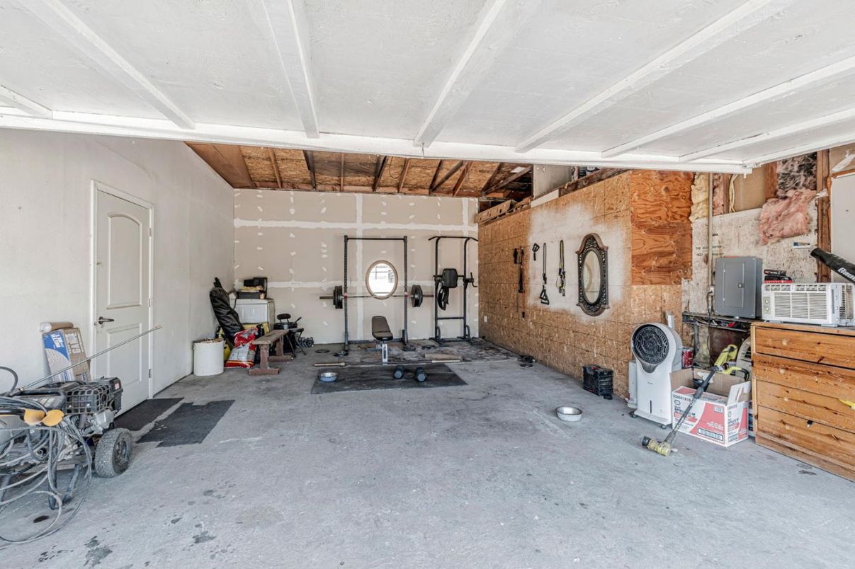 Fitness Equipment, Interior, Stone Walls