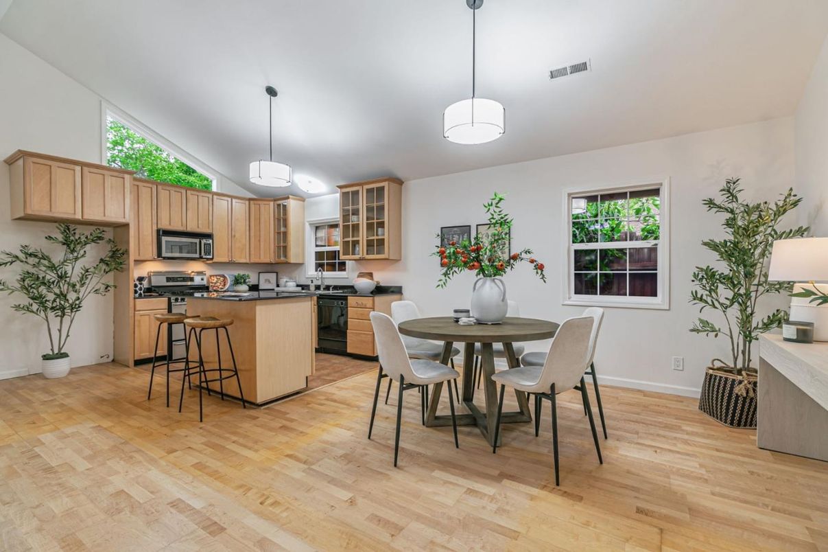 Dining room, Interior, Kitchen, Pendant Lights, Stainless Steel Appliances, Wood Texture Flooring