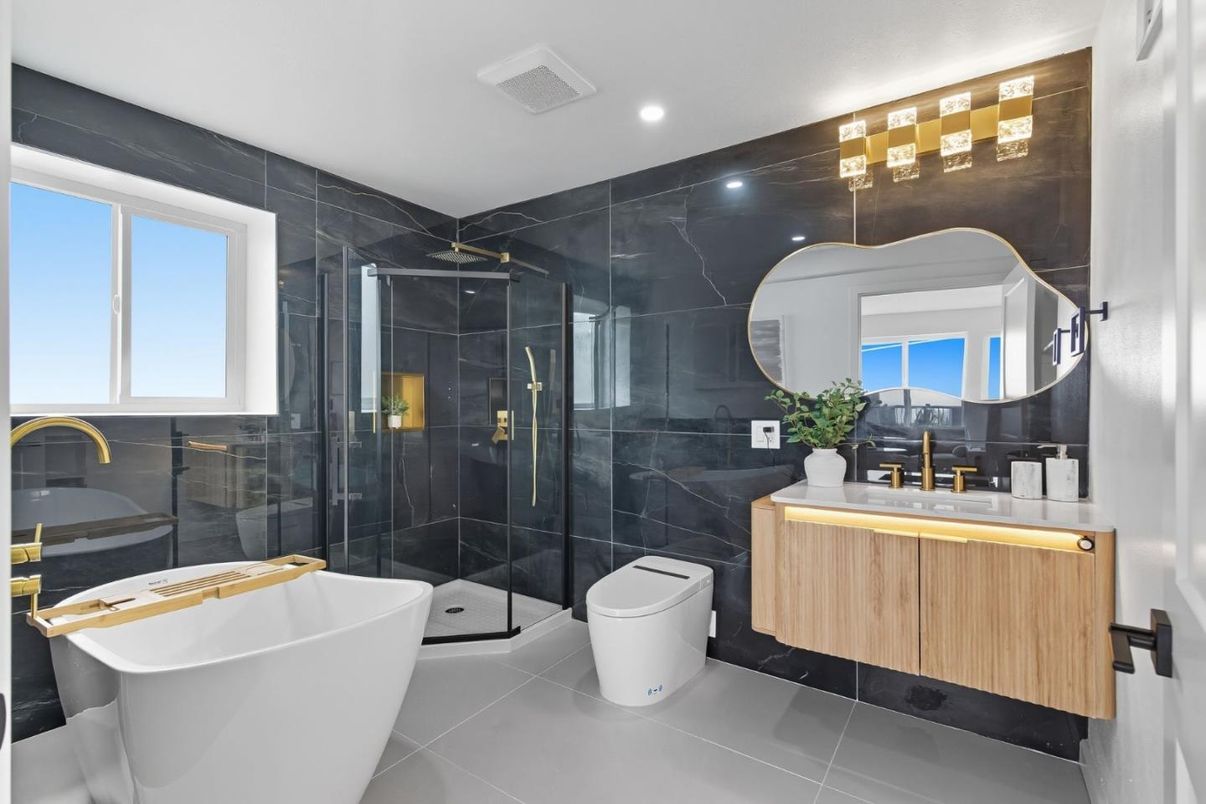 Bathroom, Free Standing Baths, Glass Shower, Interior, Marble Walls, Recessed Lighting