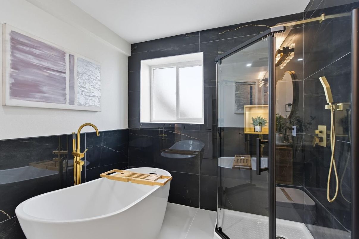 Bathroom, Free Standing Baths, Glass Shower, Interior