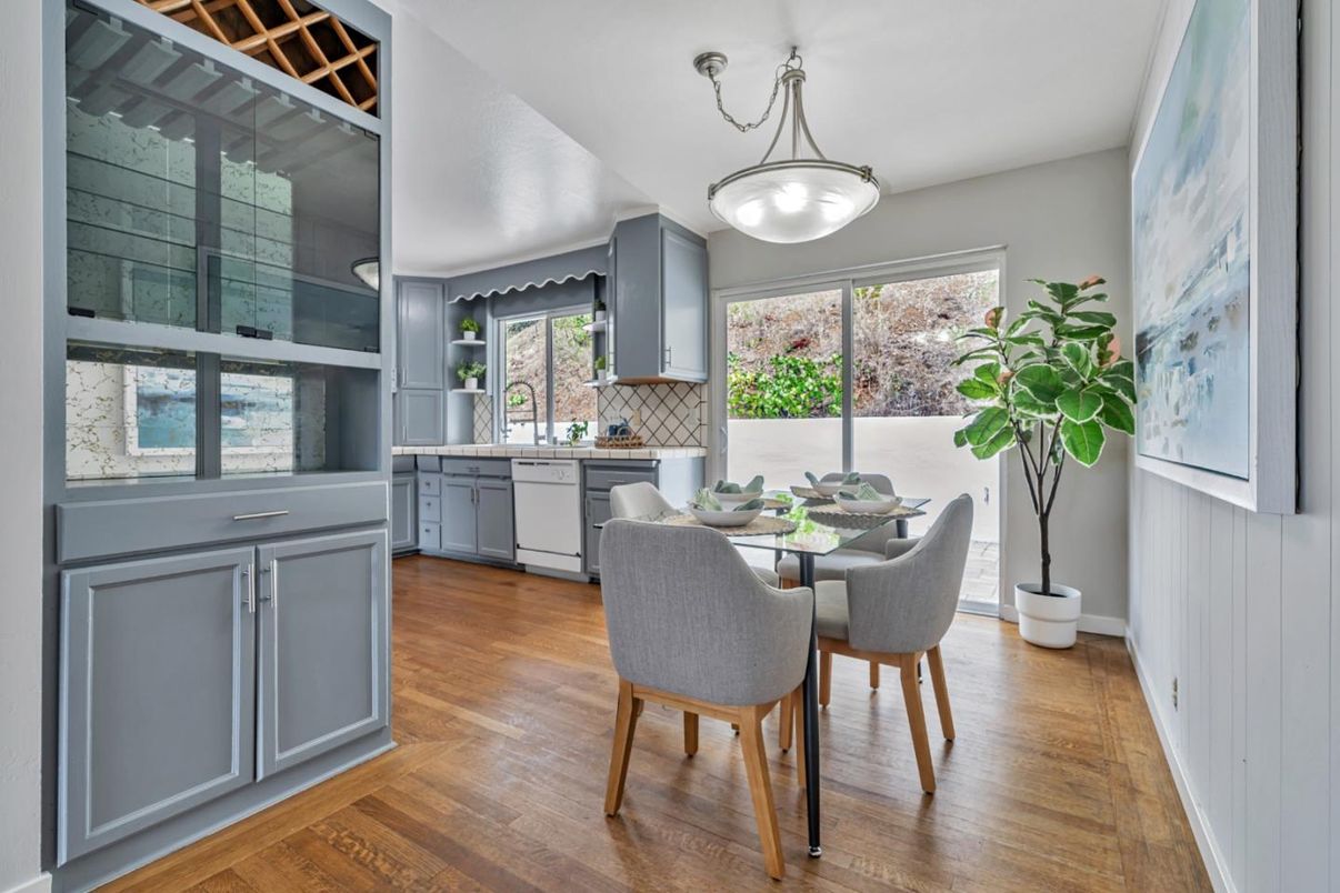 Dining room, Interior, Kitchen, Pendant Lights, Wood Texture Flooring