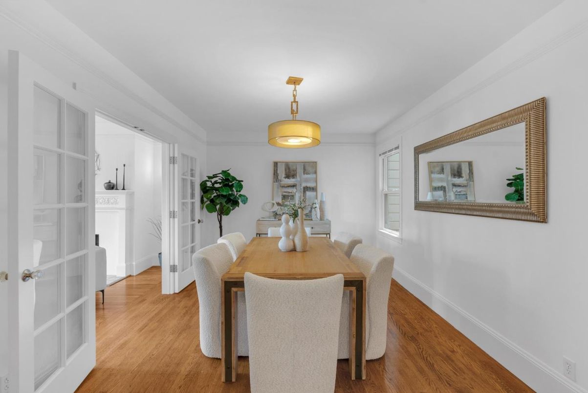 Dining room, Interior, Wood Texture Flooring