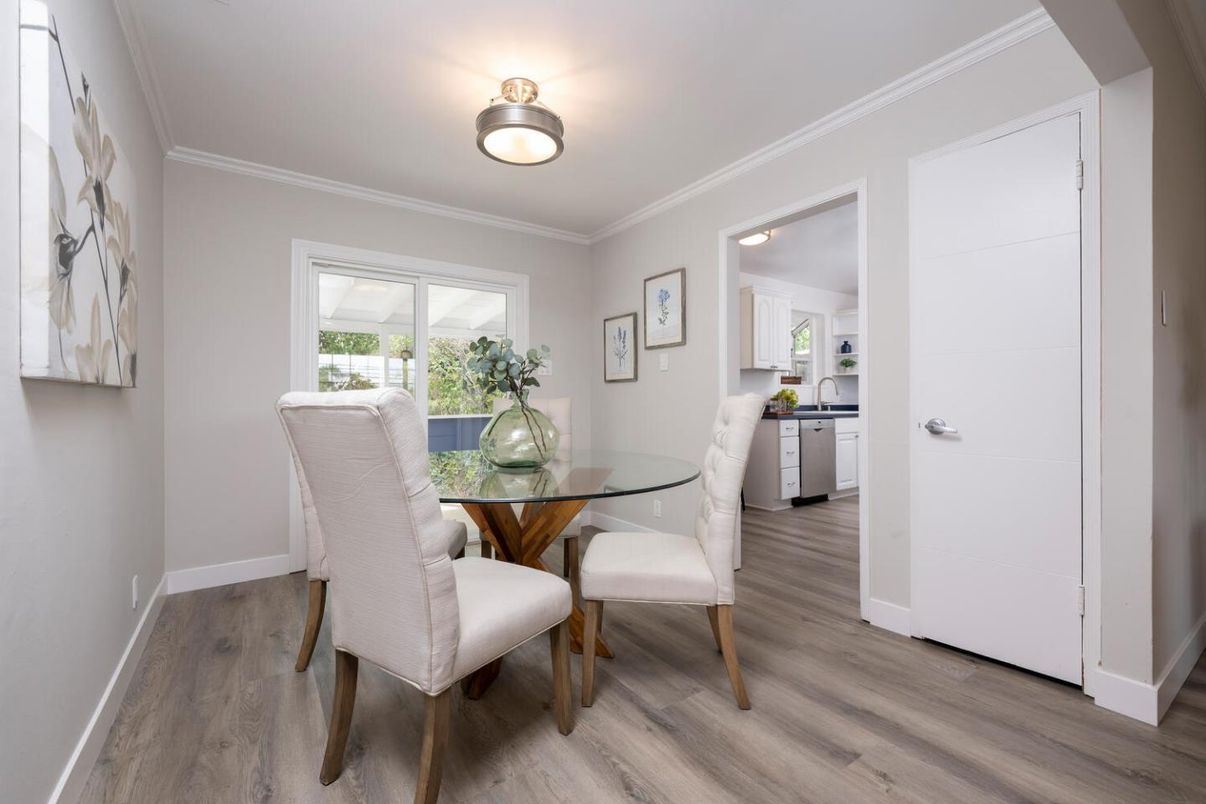 Dining room, Interior, Wood Texture Flooring