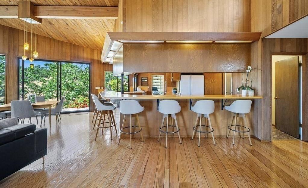 Dining room, Interior, Pendant Lights, Wooden Beams, Wooden Ceilings, Wood Texture Flooring, Wooden Walls