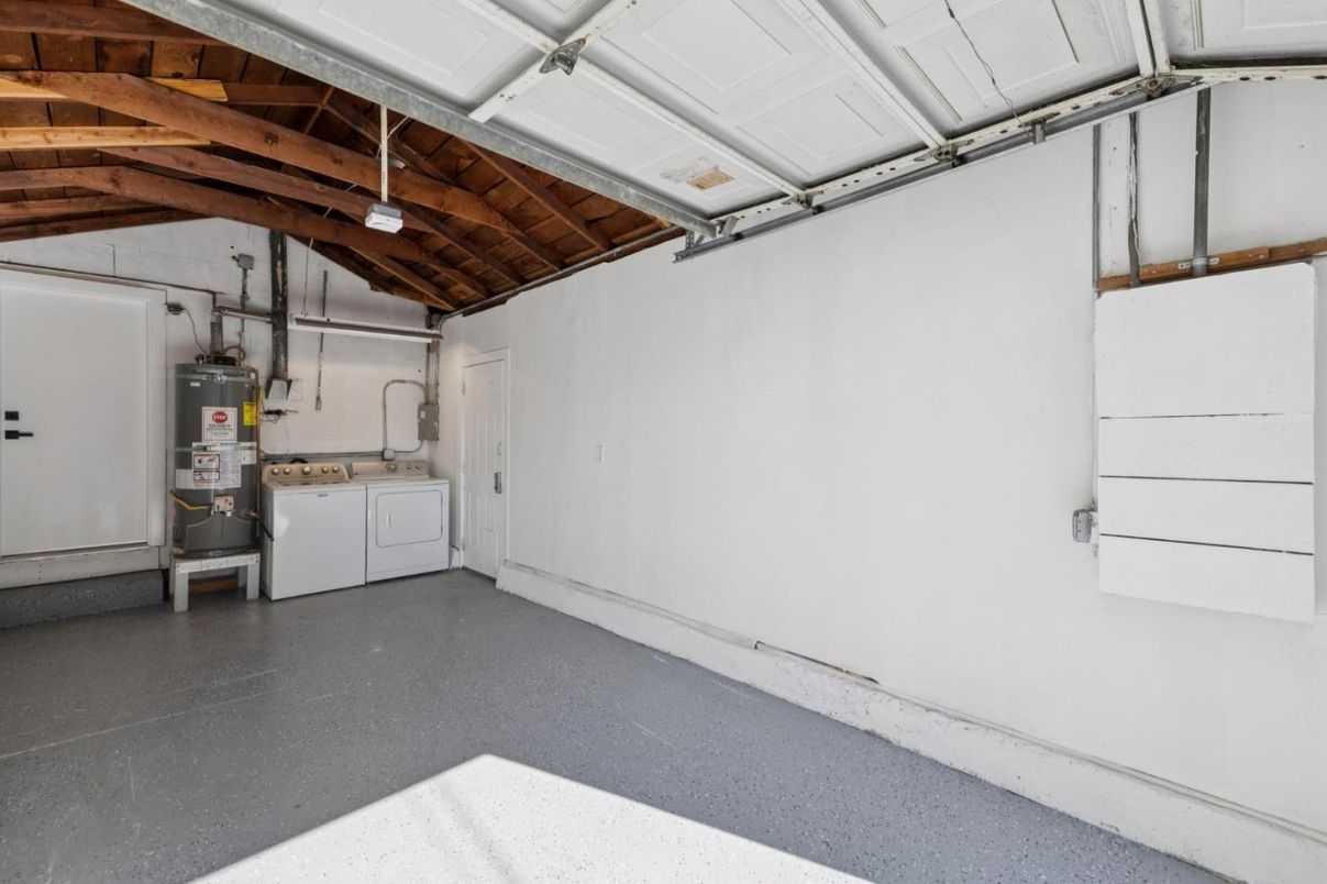 Garage, Interior, Washer, Wooden Beams, Wooden Ceilings