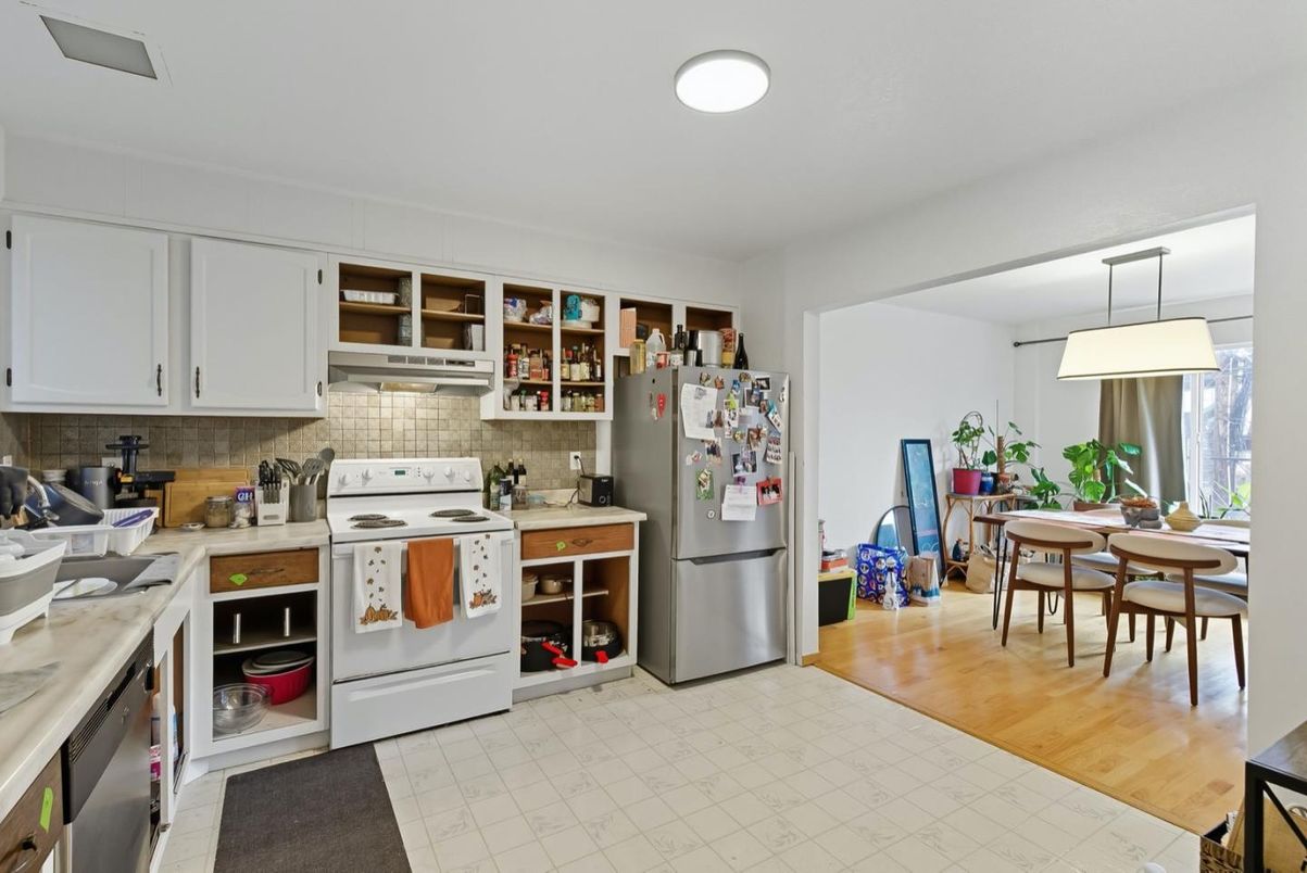 Dining room, Interior, Kitchen, Pendant Lights, Wood Texture Flooring