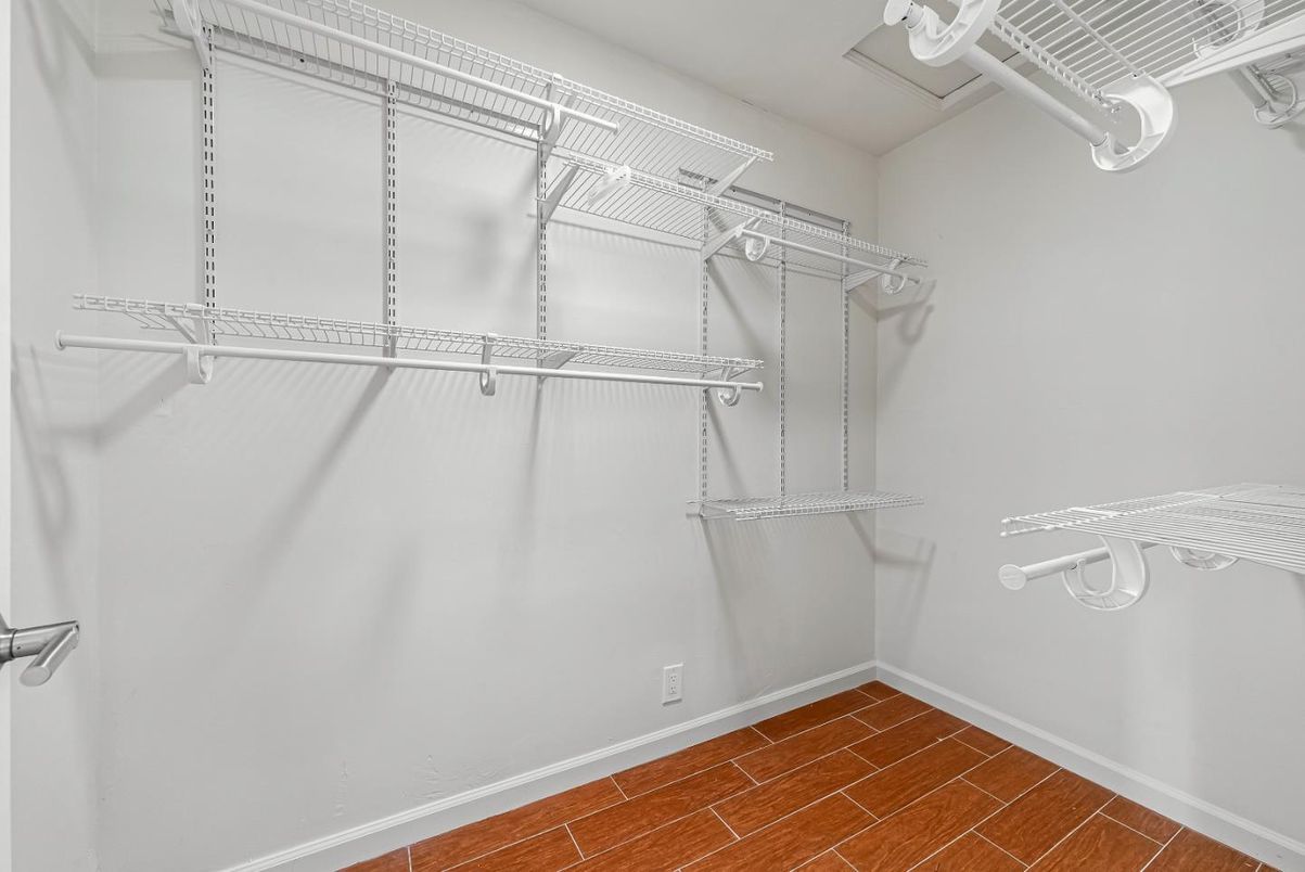 Interior, Walk-in Closets, Wood Texture Flooring