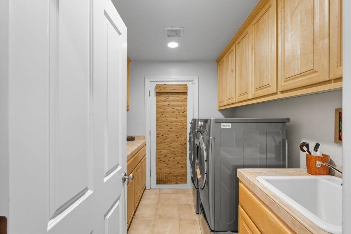 Interior, Recessed Lighting, Washer