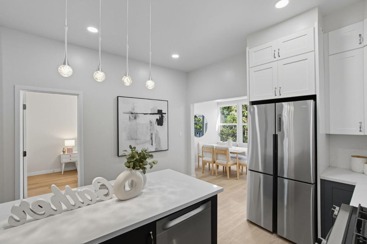 Dining room, Interior, Kitchen, Pendant Lights, Recessed Lighting, Stainless Steel Appliances, Wood Texture Flooring