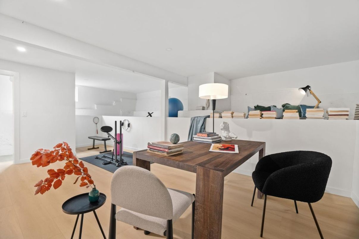 Home Office, Interior, Recessed Lighting, Wood Texture Flooring