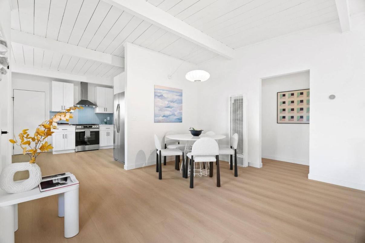 Dining room, Interior, Kitchen, Stainless Steel Appliances, Wood Texture Flooring