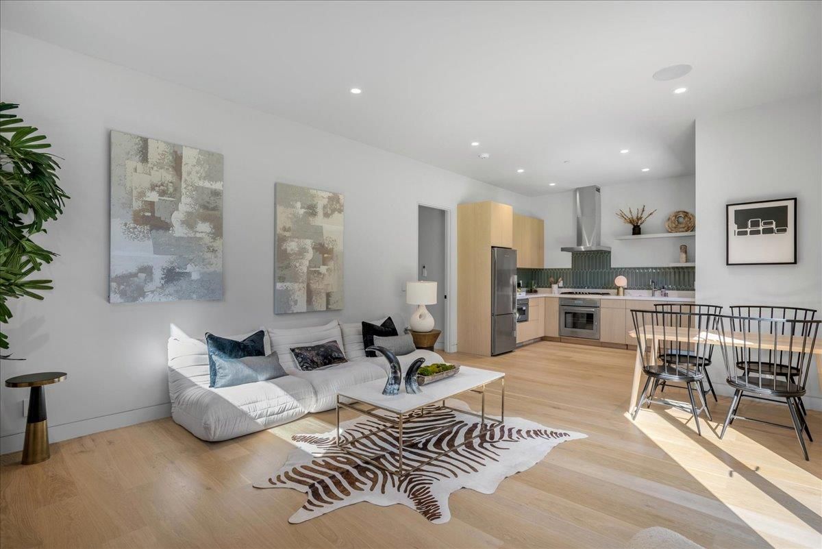 Interior, Kitchen, Living room, Recessed Lighting, Wood Texture Flooring