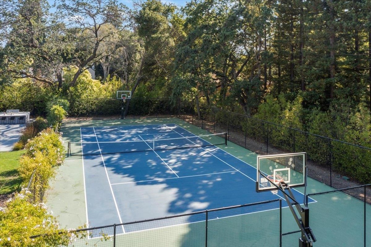 Exterior, Tennis Courts