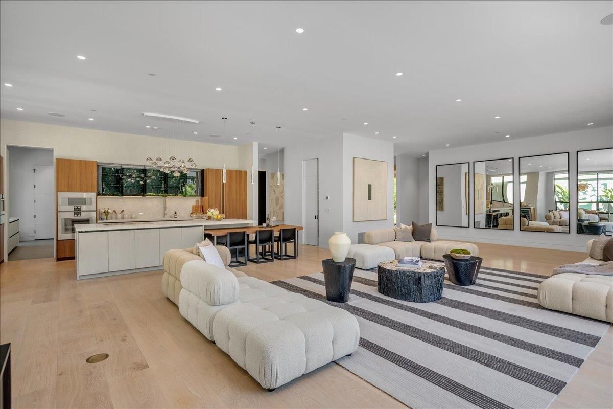 Dining room, Interior, Kitchen, Living room, Pendant Lights, Recessed Lighting, Stainless Steel Appliances, Wood Texture Flooring