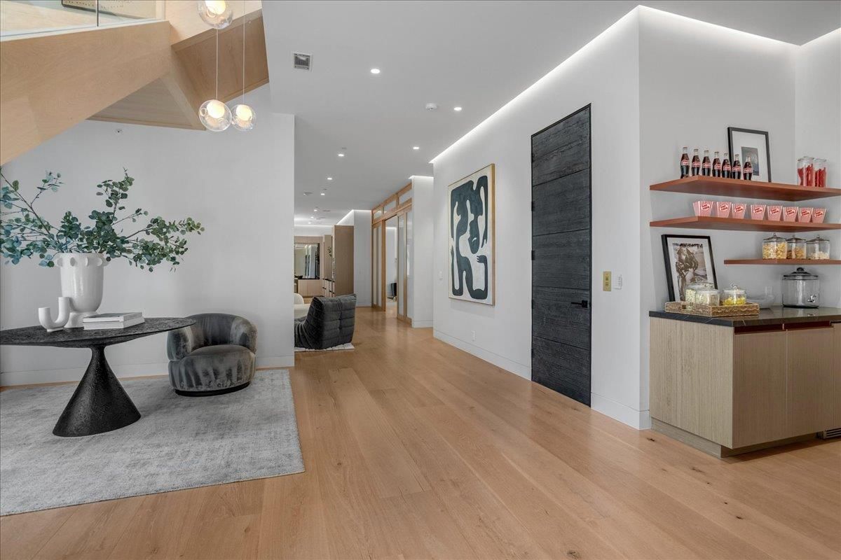 Interior, Pendant Lights, Recessed Lighting, Wood Texture Flooring