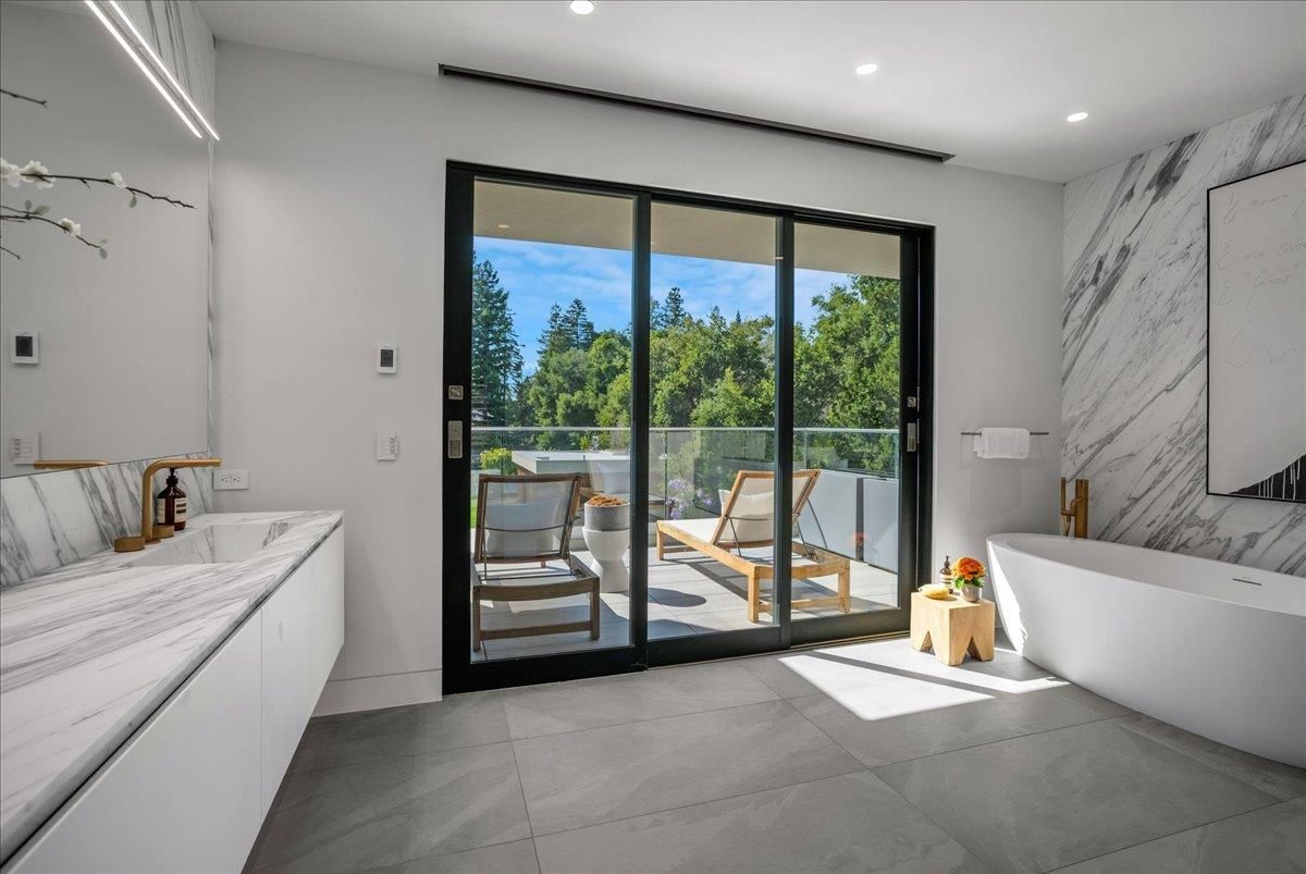 Bathroom, Free Standing Baths, Interior, Marble Walls, Recessed Lighting