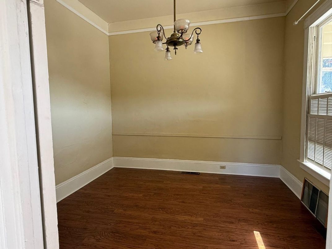 Chandelier, Empty room, Interior, Wood Texture Flooring