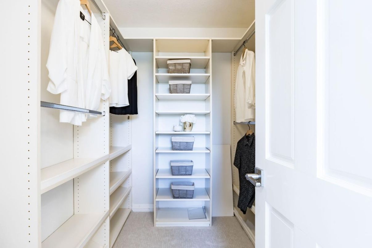 Interior, Walk-in Closets